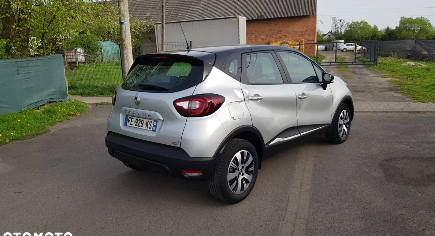 Renault Captur cena 28900 przebieg: 71526, rok produkcji 2019 z Prochowice małe 781